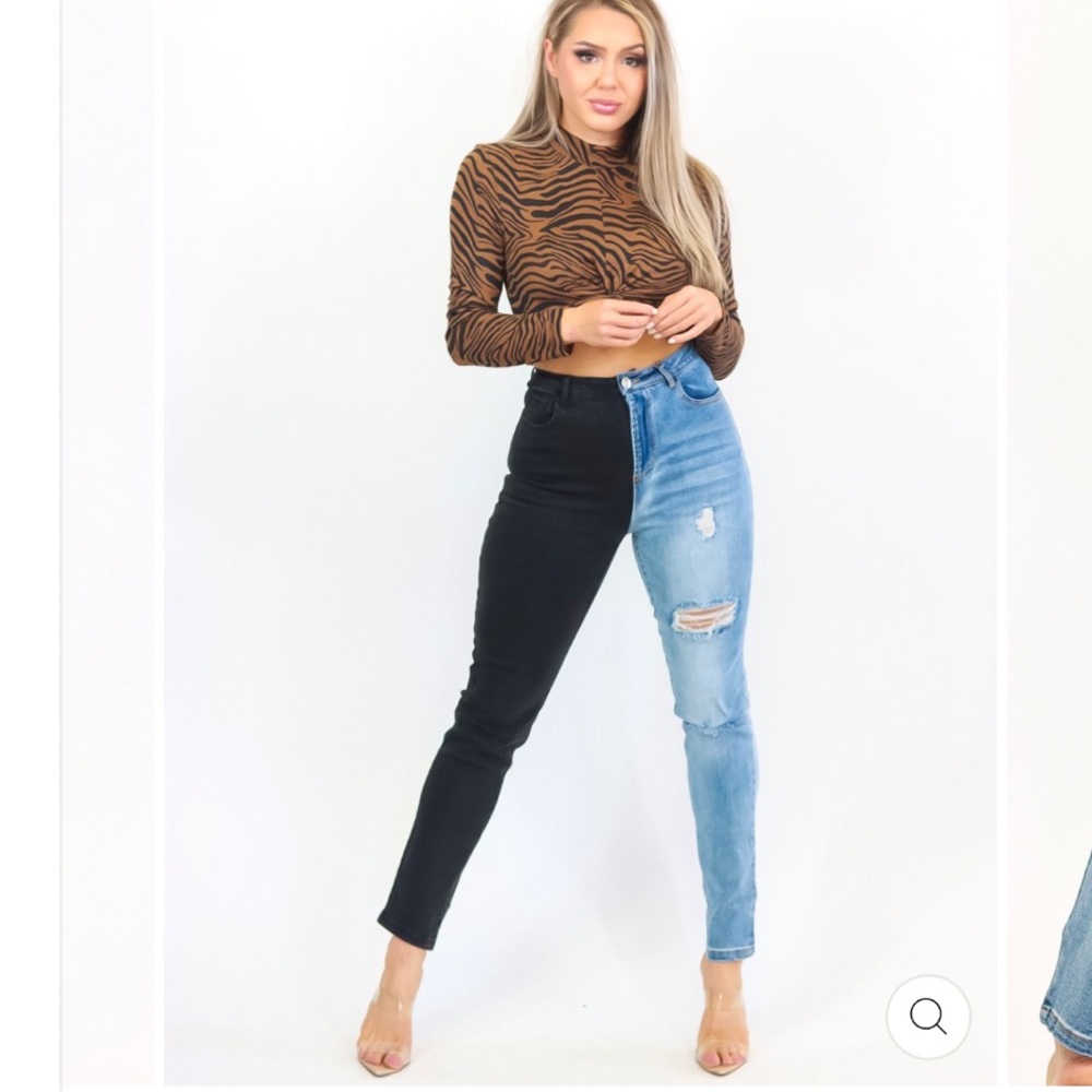 Two-Tone Black and Blue Women Jeans